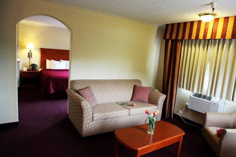 Clarion Inn Renton-Seattle Exteriér fotografie