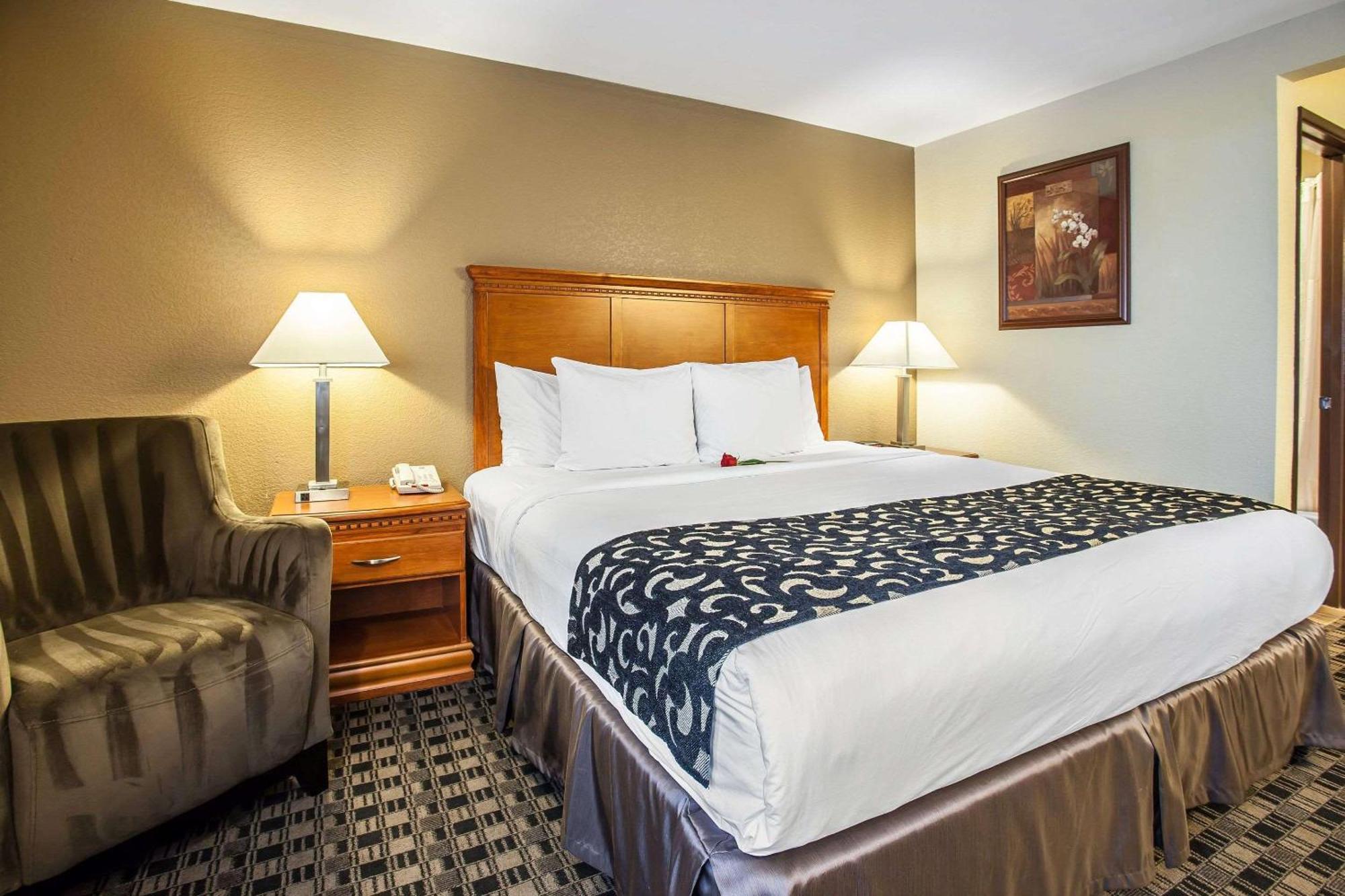 Clarion Inn Renton-Seattle Exteriér fotografie