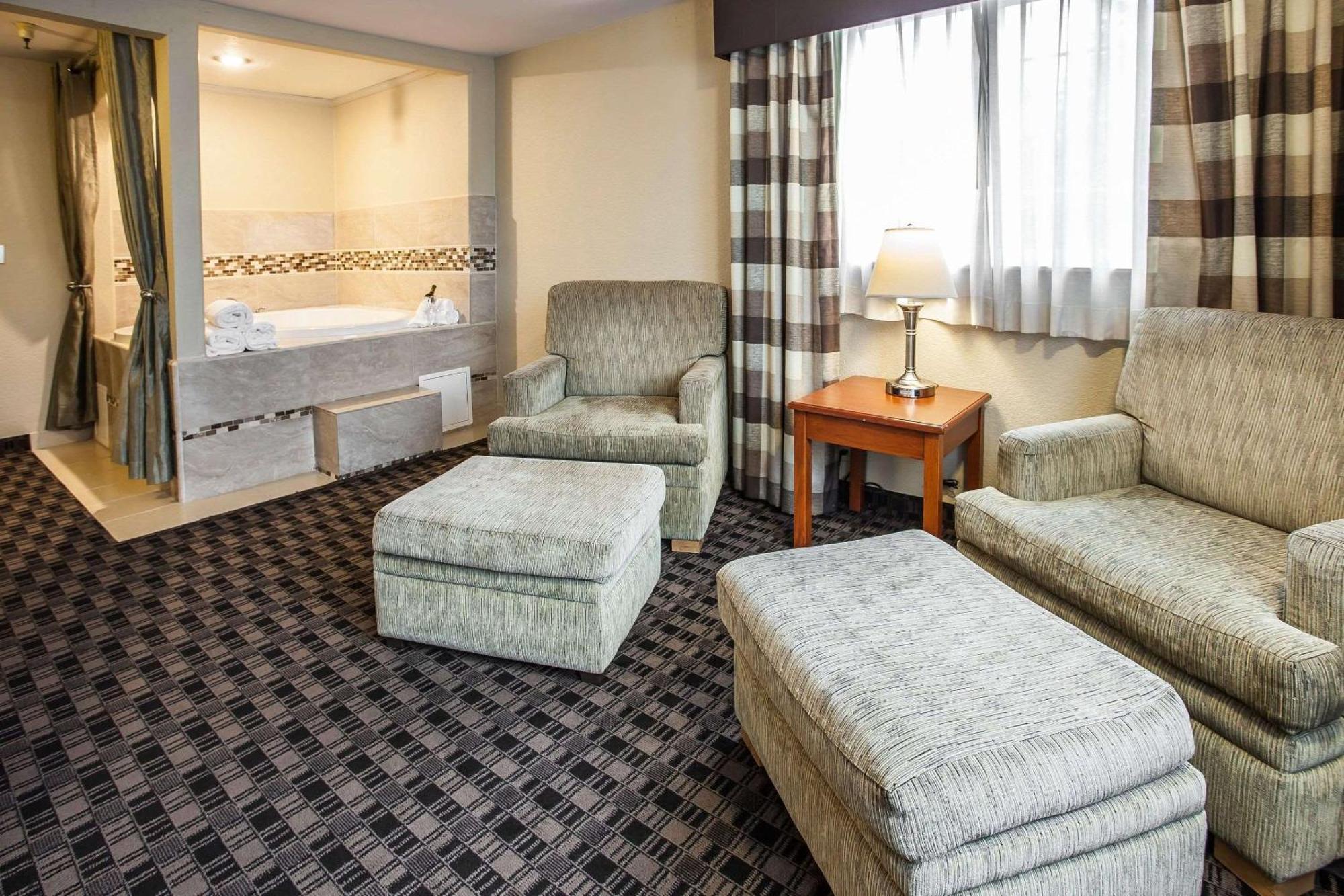 Clarion Inn Renton-Seattle Exteriér fotografie